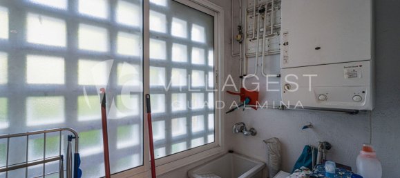 Apartamento de 3 dormitorios en Marbella, Spain No. 184126 25