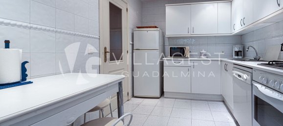 Apartamento de 3 dormitorios en Marbella, Spain No. 184126 24