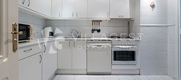 Apartamento de 3 dormitorios en Marbella, Spain No. 184126 22