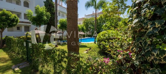 Apartamento de 3 dormitorios en Marbella, Spain No. 184126 29