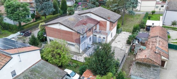 4 غرف نوم فيلا في Lugo, Italy رقم 124896 30