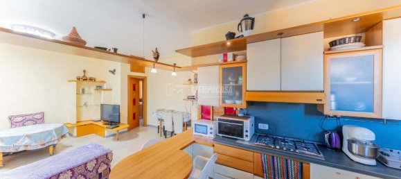 3غرفة شقة في Magenta, Italy رقم 2654 2