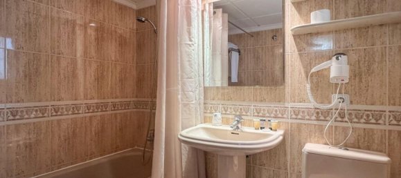 Apartamento de 2 dormitorios en Calpe, Spain No. 42239 11