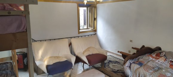 3 bedrooms Apartment in Bassiano, Italy No. 339645 10