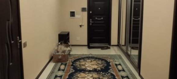 3 bedrooms Apartment in Baku, Azerbaijan No. 2213 2