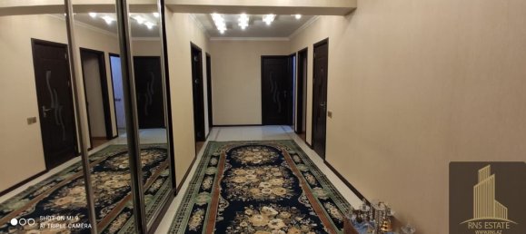 3 bedrooms Apartment in Baku, Azerbaijan No. 2213 32