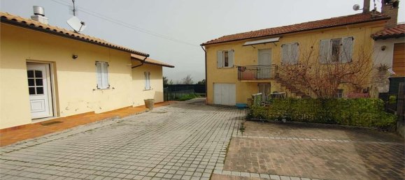 250m² Building in Montefalco, Italy No. 124778 4