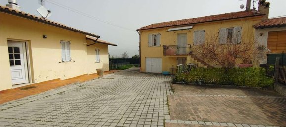 250m² Building in Montefalco, Italy No. 124778 7
