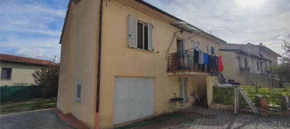 250m² Building in Montefalco, Italy No. 124778 9
