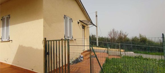 250m² Building in Montefalco, Italy No. 124778 3