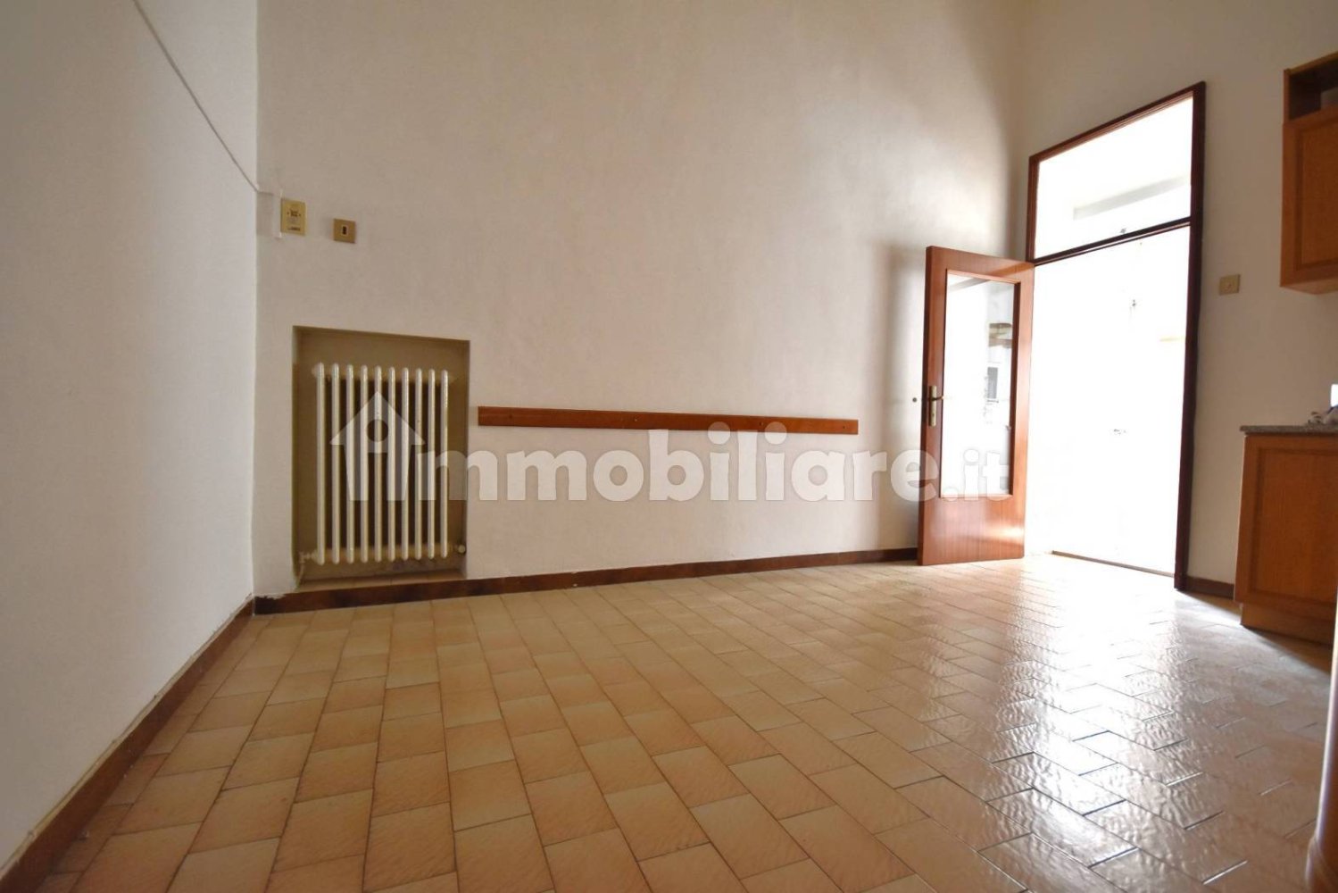 3 chambres Appartement à Chiaravalle, Italy No. 371660