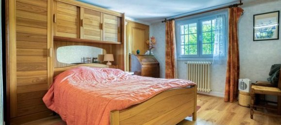 4 bedrooms Villa in Pujols, France No. 315768 4