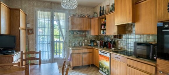 4 bedrooms Villa in Pujols, France No. 315768 6