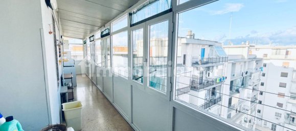 3 bedrooms Penthouse in Taranto, Italy No. 132178 9