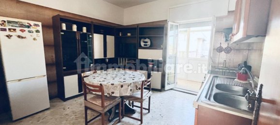 3 bedrooms Penthouse in Taranto, Italy No. 132178 8