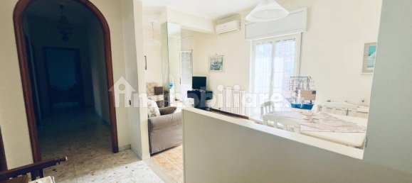 3 bedrooms Penthouse in Taranto, Italy No. 132178 6