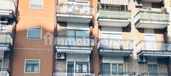 3 bedrooms Penthouse in Taranto, Italy No. 132178 2