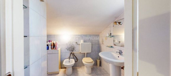 3 Schlafzimmer Wohnung in Trofarello, Italy, Nr. 170231 3