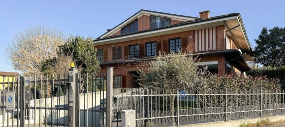 3 Schlafzimmer Wohnung in Trofarello, Italy, Nr. 170231 13