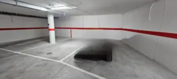 28m² Garage in Salamanca, Spain No. 142841 5