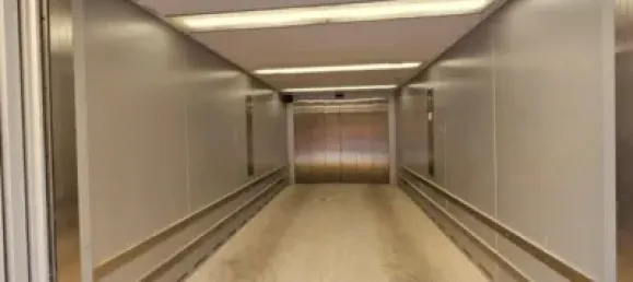 28m² Garage in Salamanca, Spain No. 142841 2