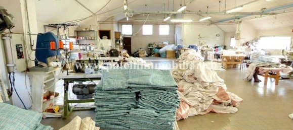 عقار تجاري في Fiorano al Serio, Italy 363متر مربع رقم 308361 8