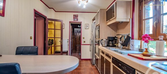 6 bedrooms House in Maubeuge, France No. 324314 9