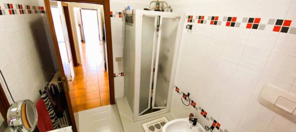 2 Schlafzimmer Villa in Monteprandone, Italy, Nr. 379303 19