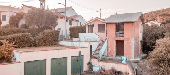 3 rooms Villa in Celle Ligure, Italy No. 19983 3