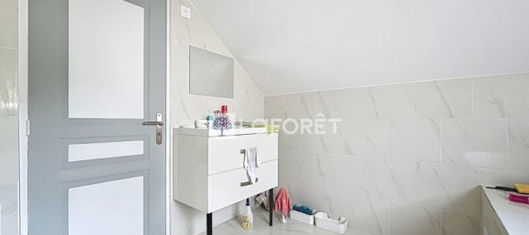 1 bedroom House in Charente-Maritime, France No. 331010 8