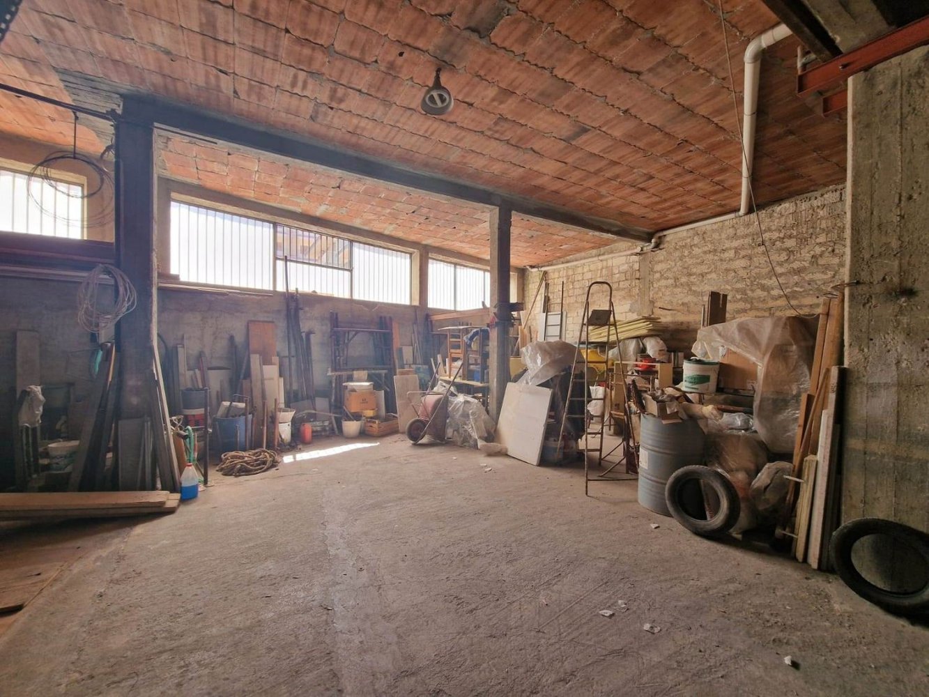 Garagem em Ragusa, Italy 180 m² N.º 151152