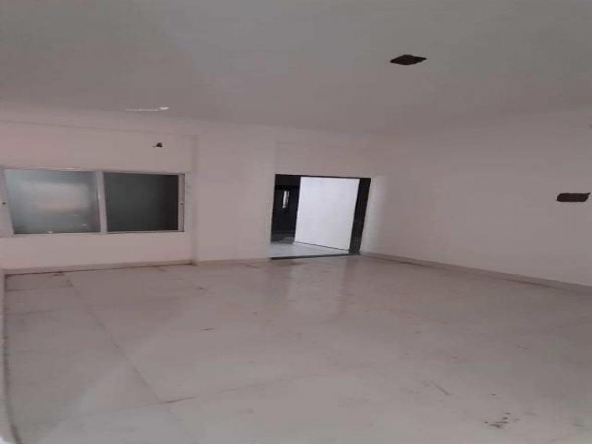 2 bedrooms House in Surat, India No. 22660