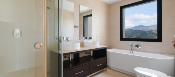 3 bedrooms Penthouse in Marbella, Spain No. 94882 17