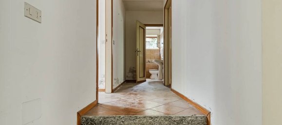 Studio in Trescore Balneario, Italy No. 210700 25