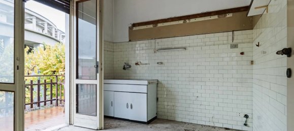 Studio in Trescore Balneario, Italy No. 210700 18