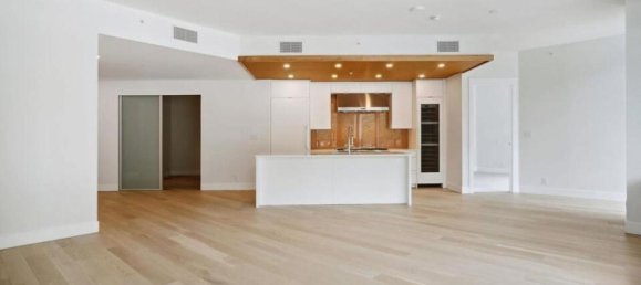 3 bedrooms Condo in British Columbia, Canada No. 1117 4