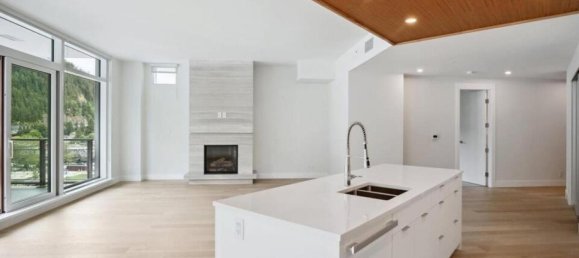 3 bedrooms Condo in British Columbia, Canada No. 1117 8