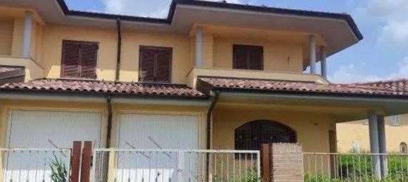 5 rooms Villa in Roncaro, Italy No. 3352 18