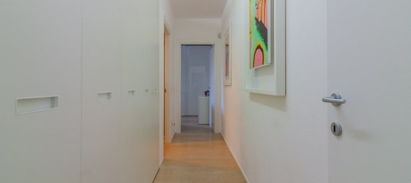 Квартира с 3 спальнями в Мальграте, Италия № 228521 7