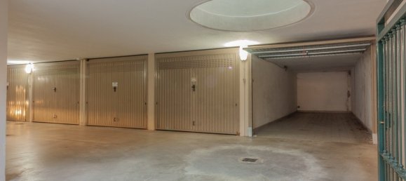 Квартира с 3 спальнями в Мальграте, Италия № 228521 17