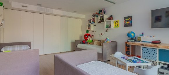 Квартира с 3 спальнями в Мальграте, Италия № 228521 62