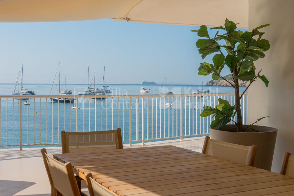 2 bedrooms Apartment in Santa Eulalia Del Rio, Spain No. 246165