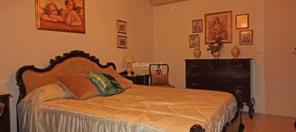 4 bedrooms House in Zebbug, Malta No. 11018 6