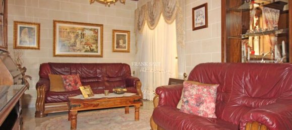 4 bedrooms House in Zebbug, Malta No. 11018 10
