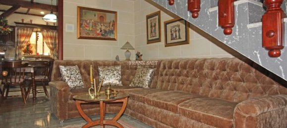 4 bedrooms House in Zebbug, Malta No. 11018 24