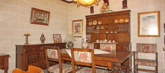 4 bedrooms House in Zebbug, Malta No. 11018 12