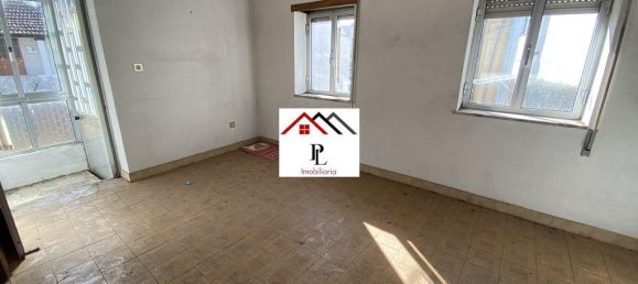 2 bedrooms House in Nogueira do Cravo, Portugal No. 27895 9