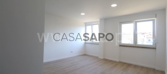 3 bedrooms Apartment in Seixal, Portugal No. 297545 2