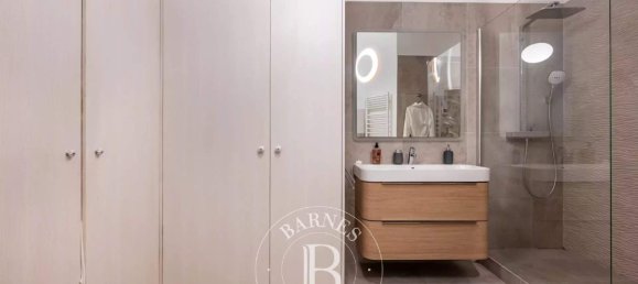 2 Schlafzimmer Doppelhaus in Paris, France, Nr. 134226 14