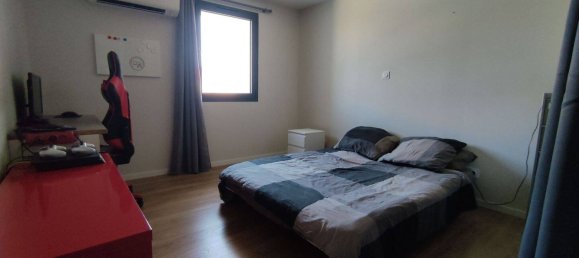 5 bedrooms House in Graveson, France No. 326805 7